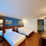 A25 Hotel -137 Nguyen Du - Da Nang