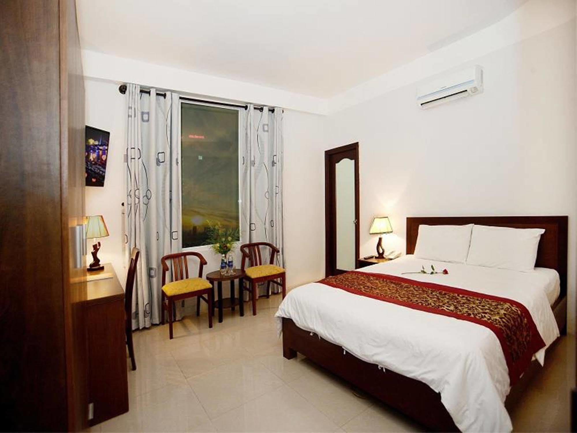 Hotel A25 -137 Nguyen Du - Da Nang
