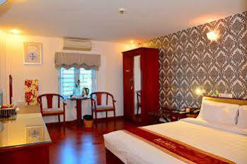 Hotel A25 -137 Nguyen Du -